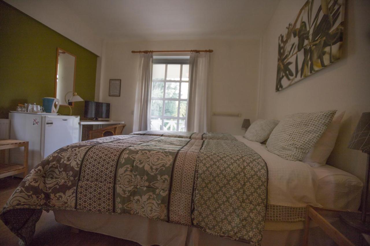 St. Thomas Bed And Breakfast Paianía Eksteriør billede